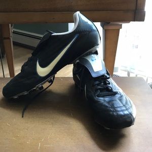 Nike Cleats Men’s Size 11.5